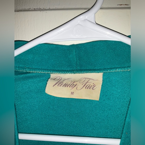 Vintage Robe - Picture 3 of 4